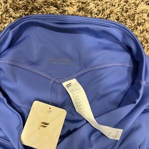 NWT fabletics leggings. Size large.